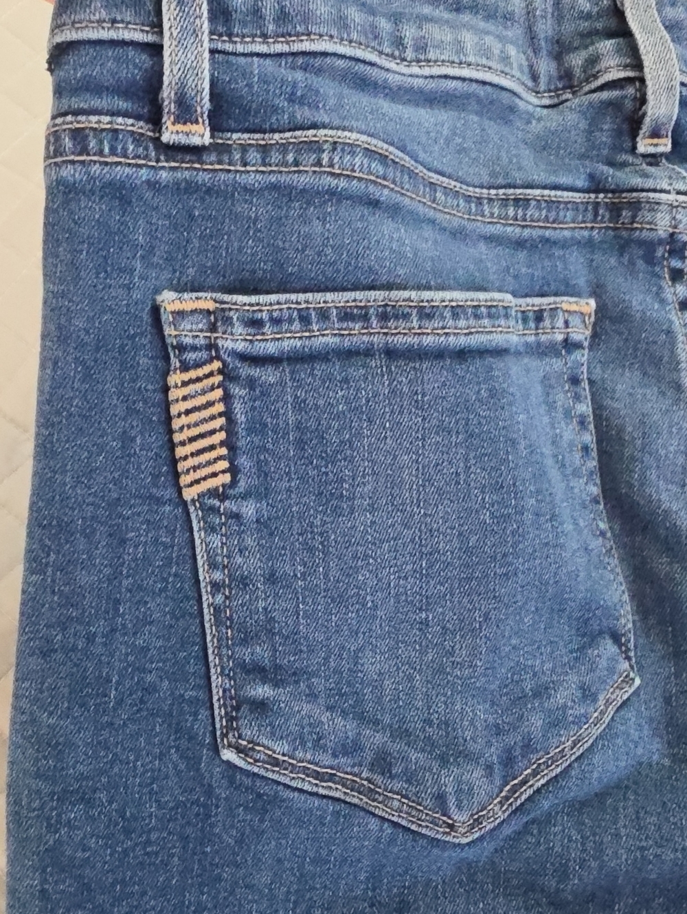 PAIGE Verdugo Crop Skinny Distressed Ankle Jeans Medium Wash Mid Rise Womens 29 - Picture 8 of 9